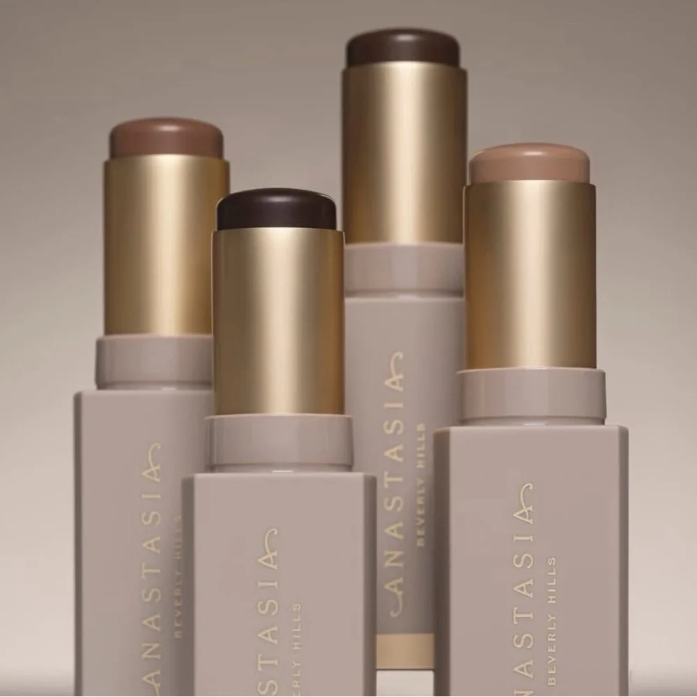 NEW✅ABH Smooth Blur Contour